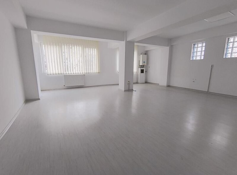 13 Septembrie- Casa Poporului- Uranus- adiacent