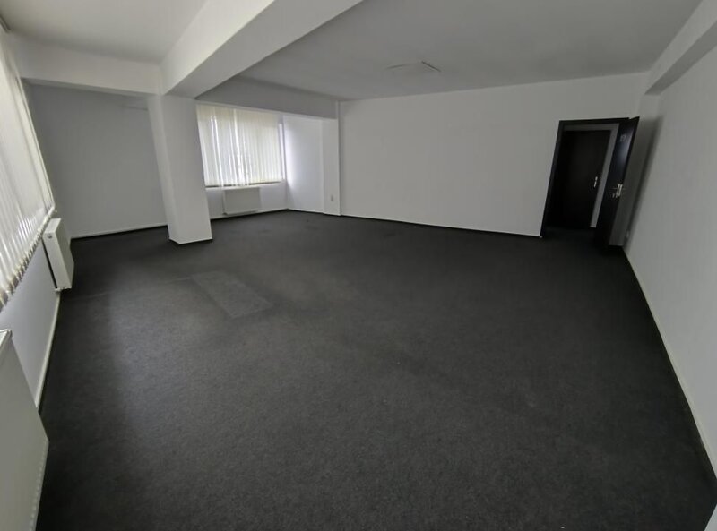 13 Septembrie- Casa Poporului- Uranus- adiacent